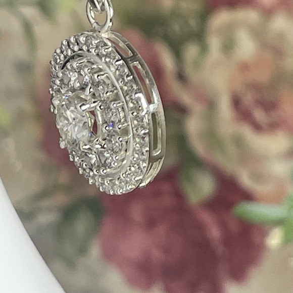 SALE‼️CERTIFIED 2.2ct Diamond Pendant. 925 Silver. Earth Mined. - Picture 10 of 14